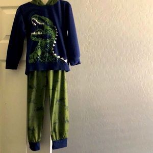 Shein boys 120 size 5T lightweight Dino outfit